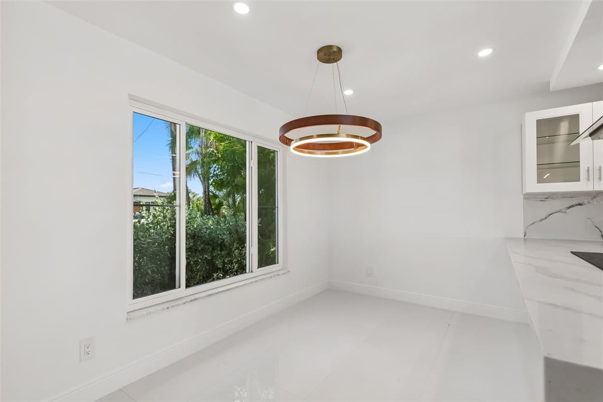 775 CAPRI BOULEVARD — photo 8 of 67