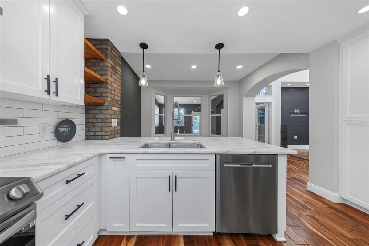 1704 SPLIT FORK DRIVE — photo 4 of 87