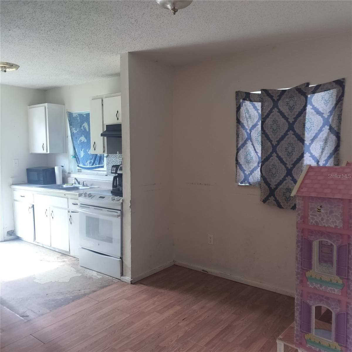 310 FAISON STREET — photo 9 of 32