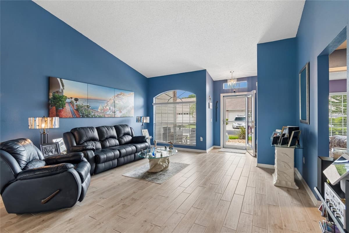 12133 ARRON TERRACE — photo 4 of 24