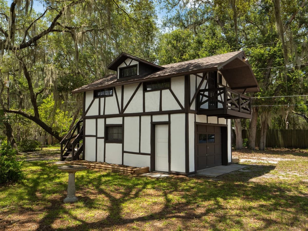 121 SERENA CIRCLE — photo 19 of 32