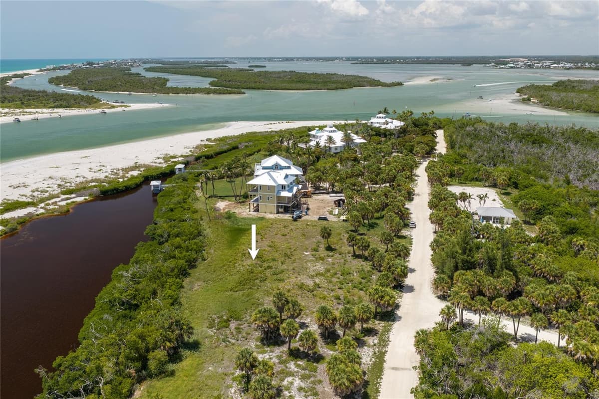 6060 RUM COVE DRIVE — photo 12 of 12
