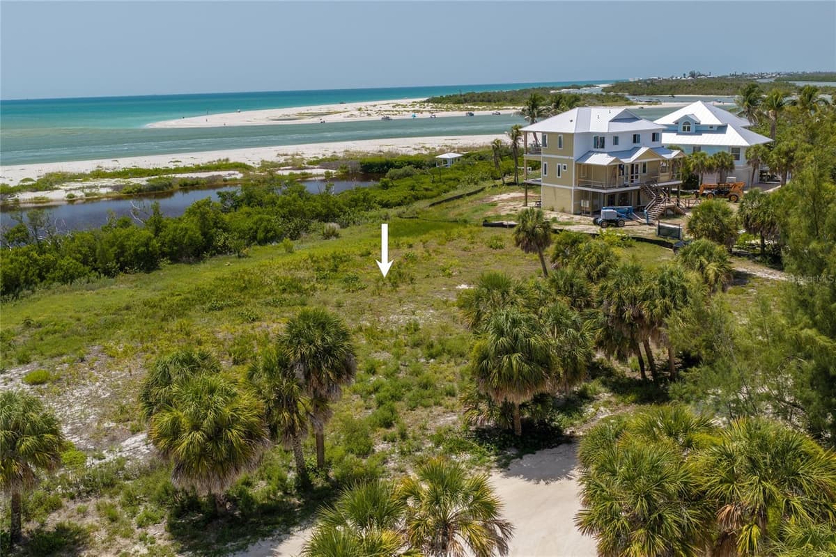6060 RUM COVE DRIVE — photo 9 of 12