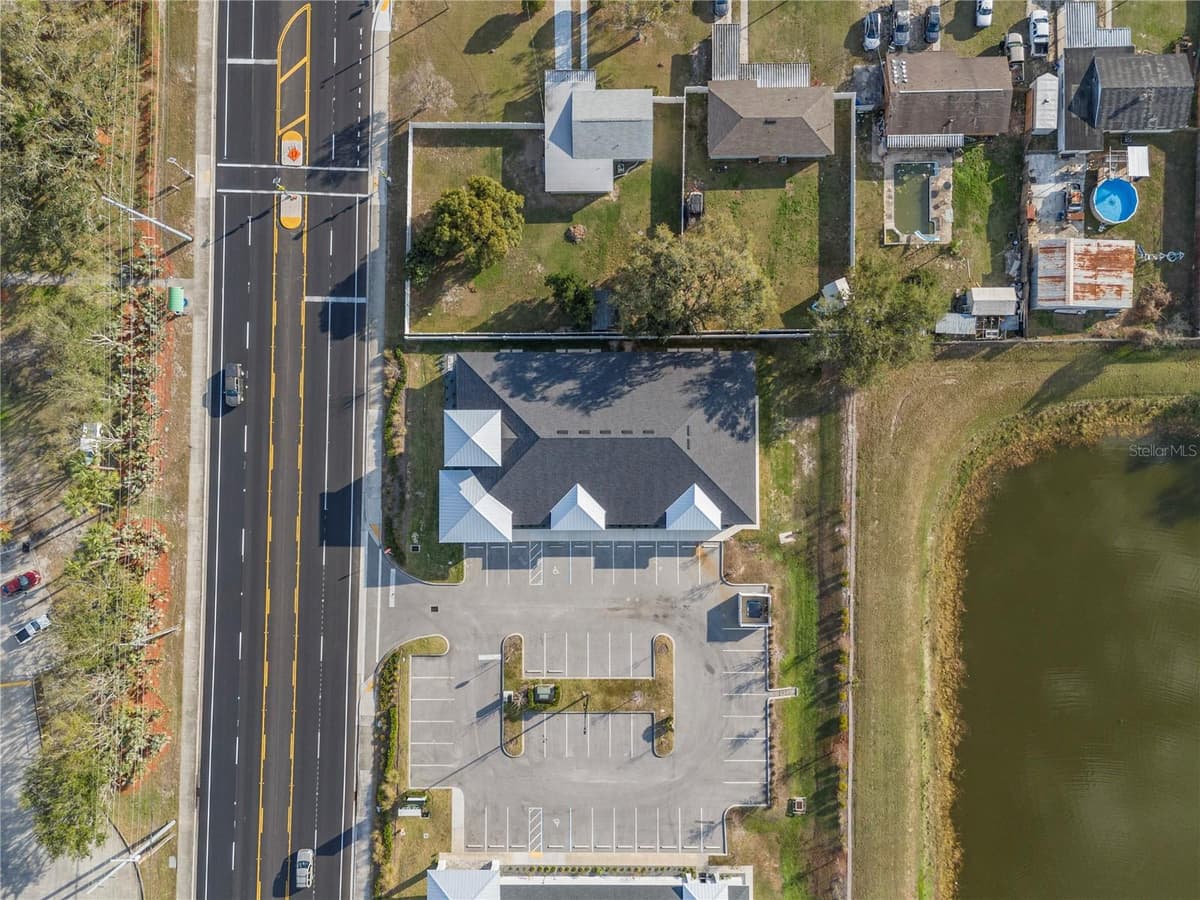 295 BERKLEY RD — photo 22 of 26