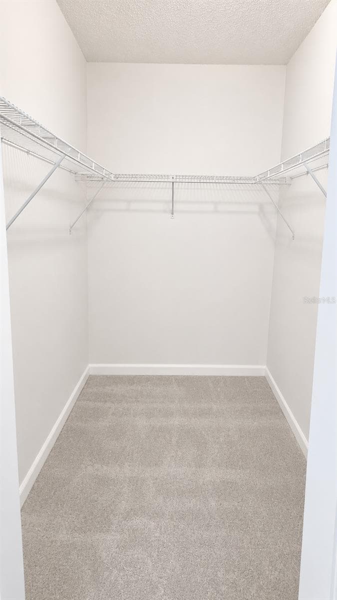 703 NORTHLAKE DRIVE — photo 18 of 36