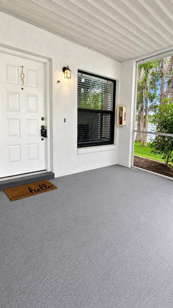 703 NORTHLAKE DRIVE — photo 3 of 36