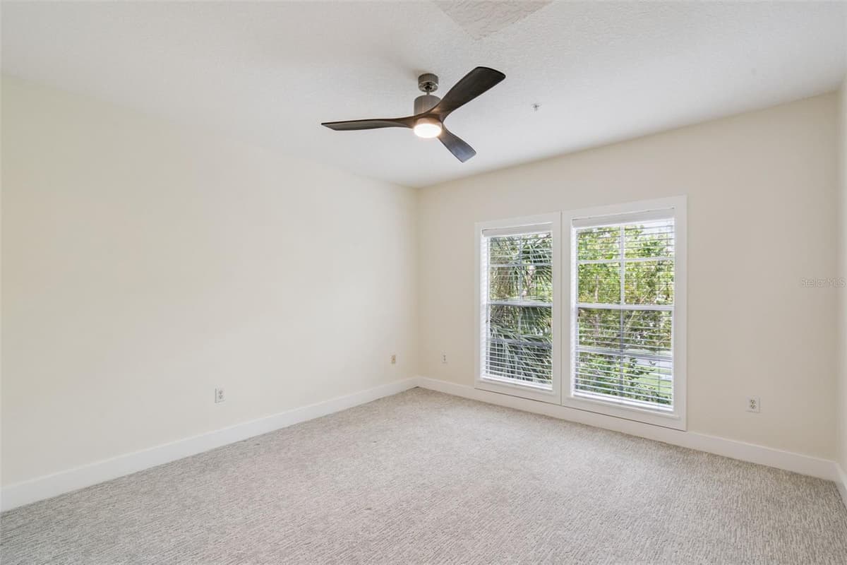 529 WATER STREET — photo 18 of 43