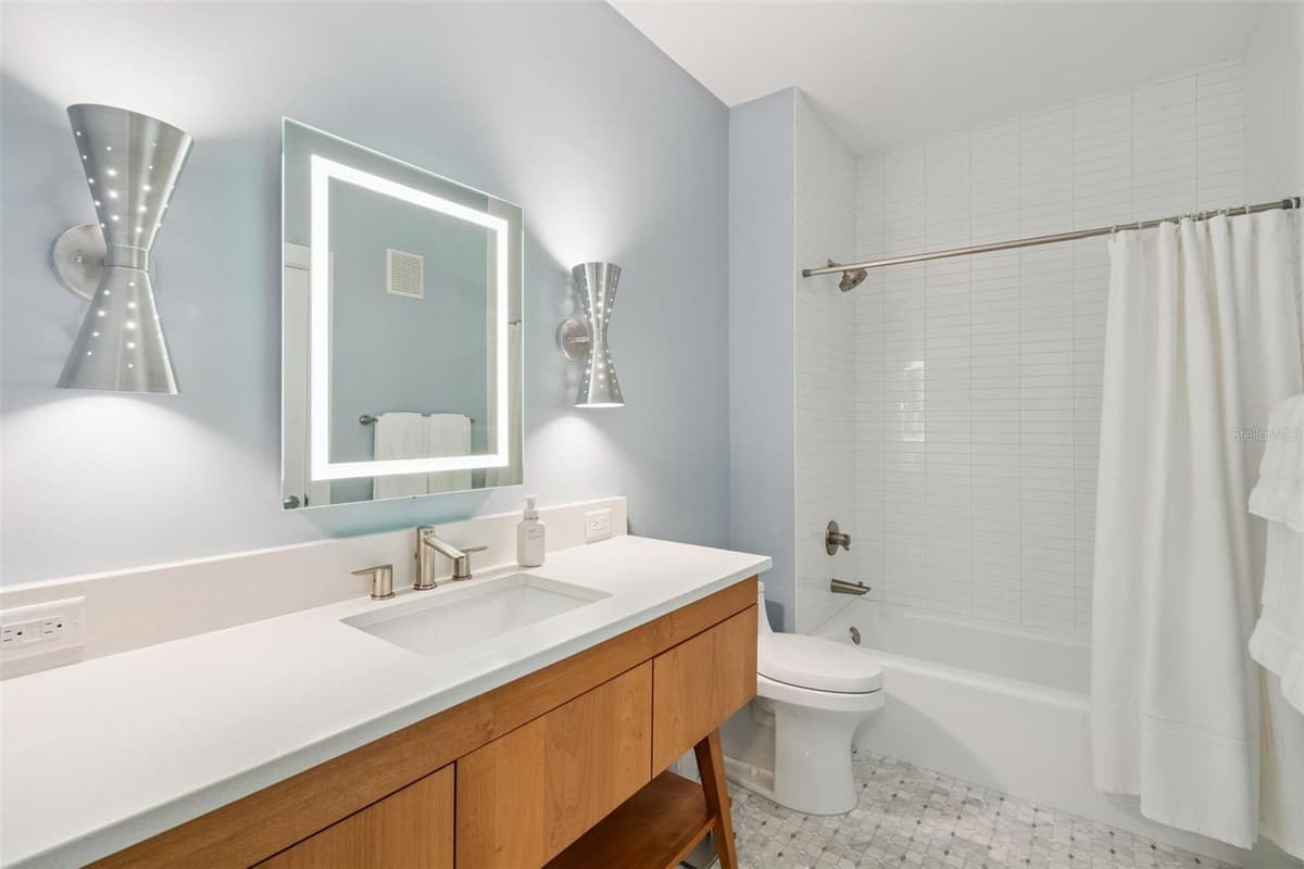 529 WATER STREET — photo 21 of 43