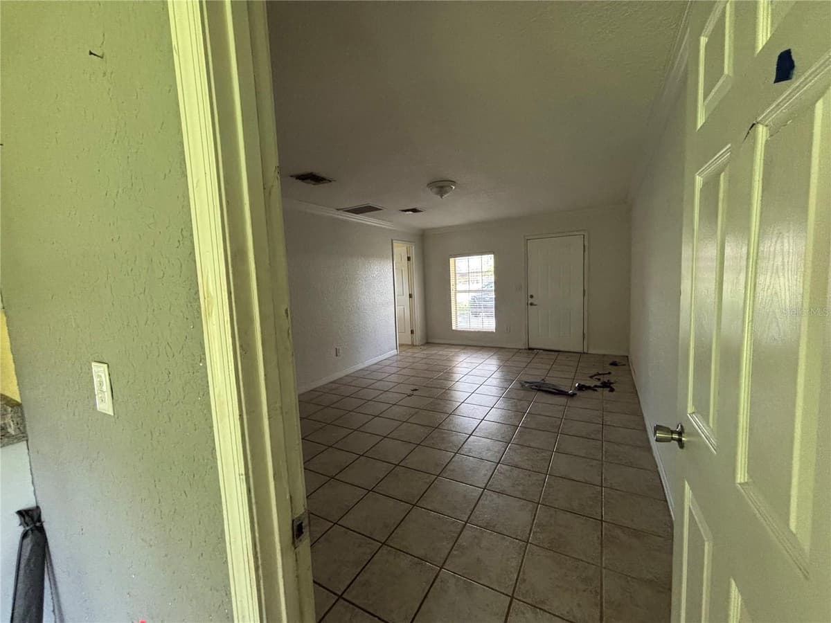 210 PEARL STREET — photo 18 of 21