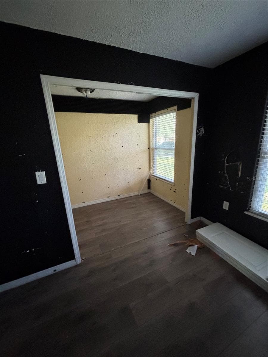 210 PEARL STREET — photo 17 of 21