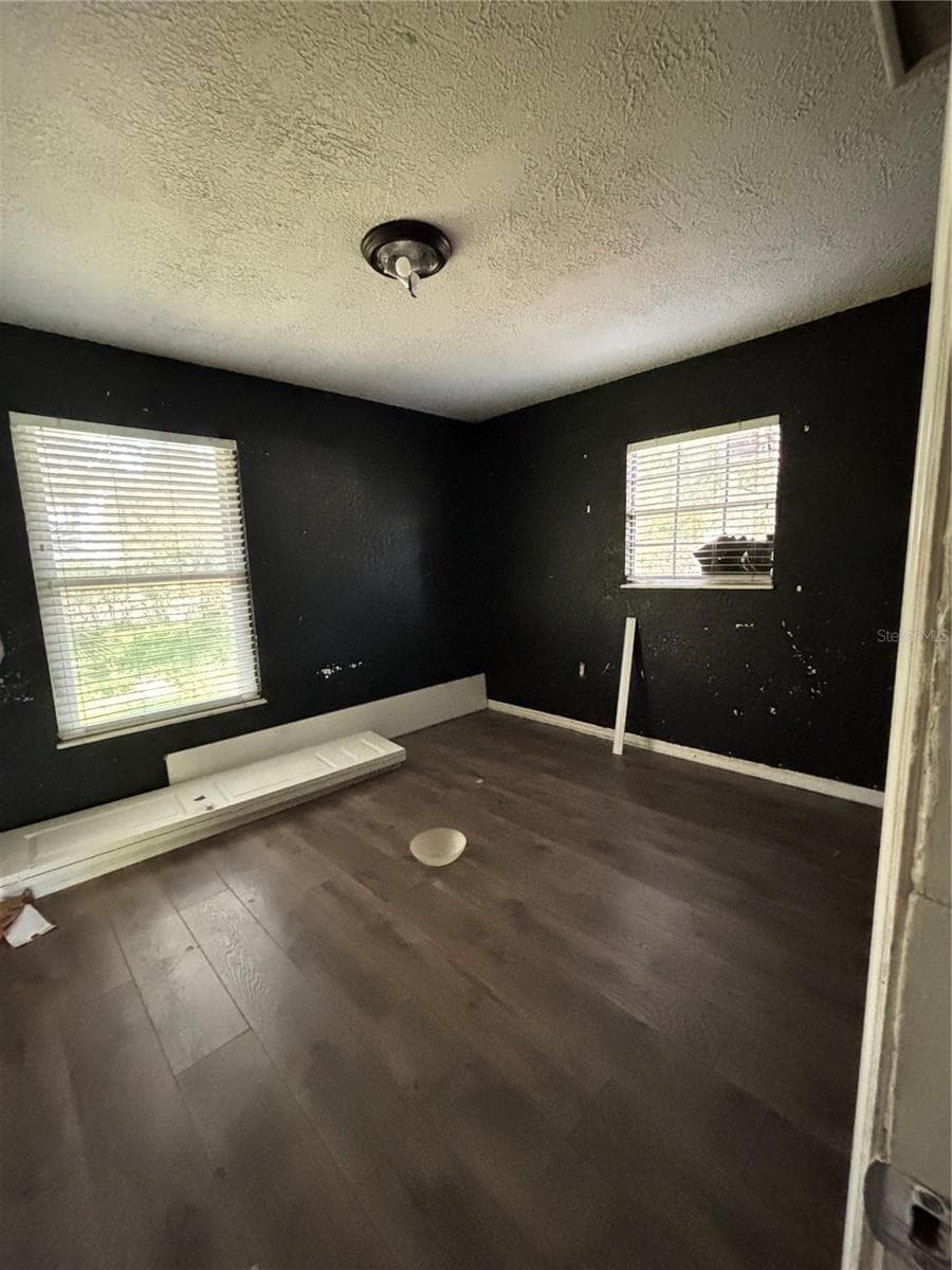 210 PEARL STREET — photo 16 of 21