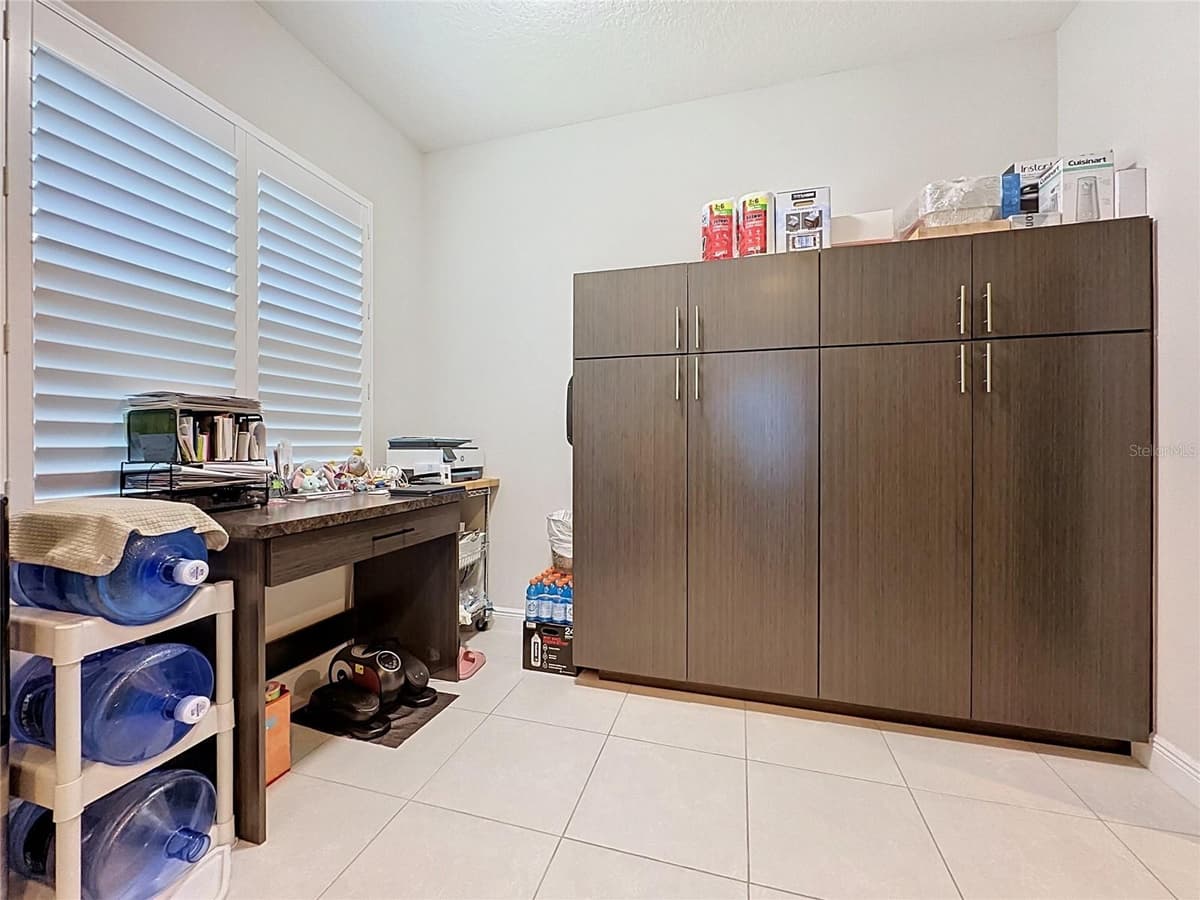 8665 BRIDGEPORT BAY CIRCLE — photo 22 of 71