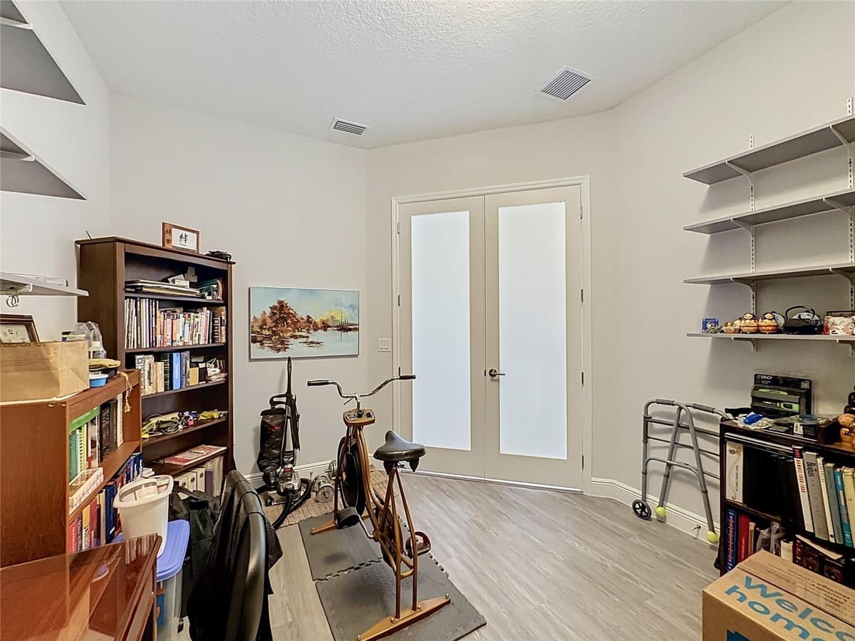 8665 BRIDGEPORT BAY CIRCLE — photo 40 of 71