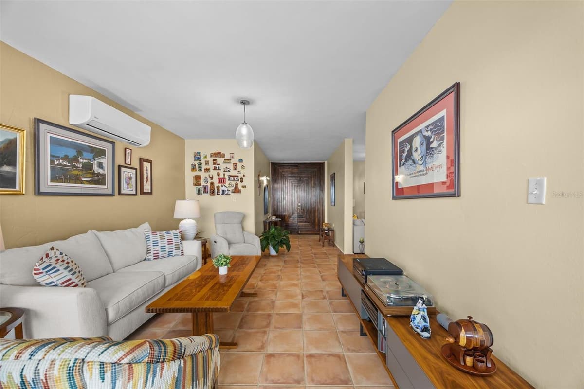 6690 PALMA REAL STREET — photo 7 of 25