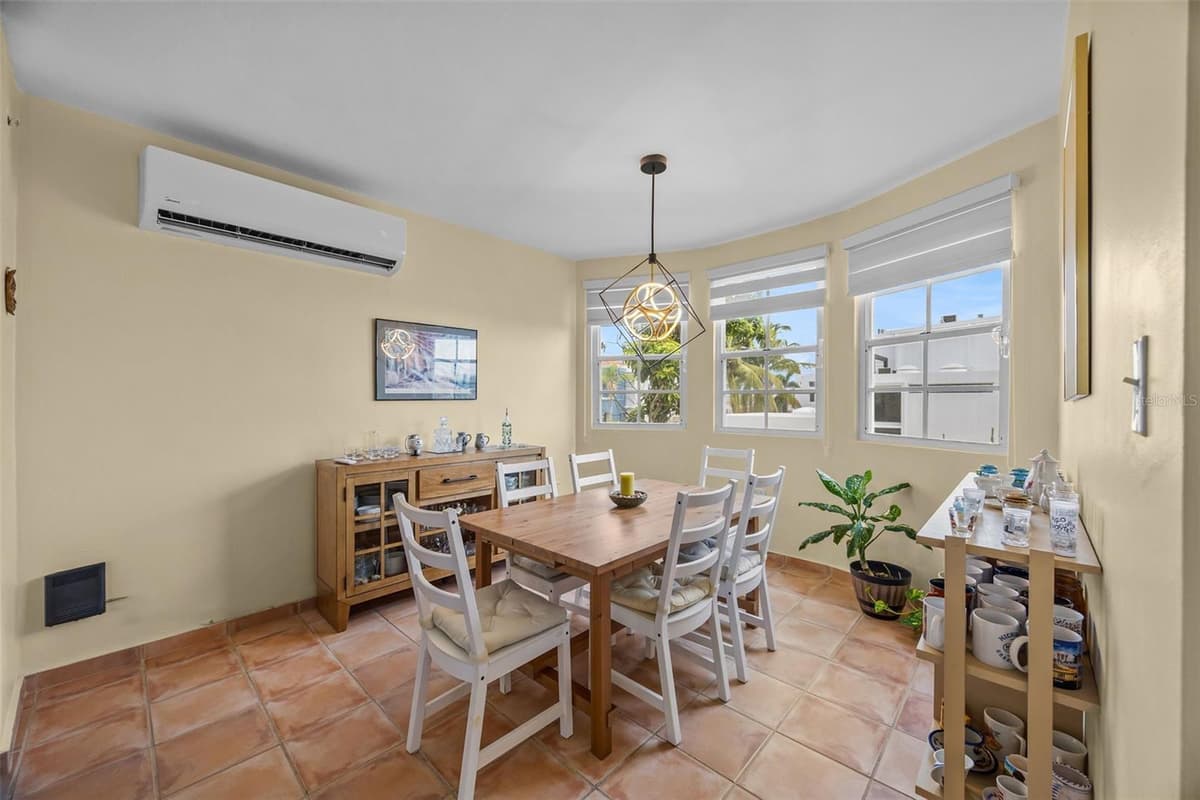 6690 PALMA REAL STREET — photo 8 of 25