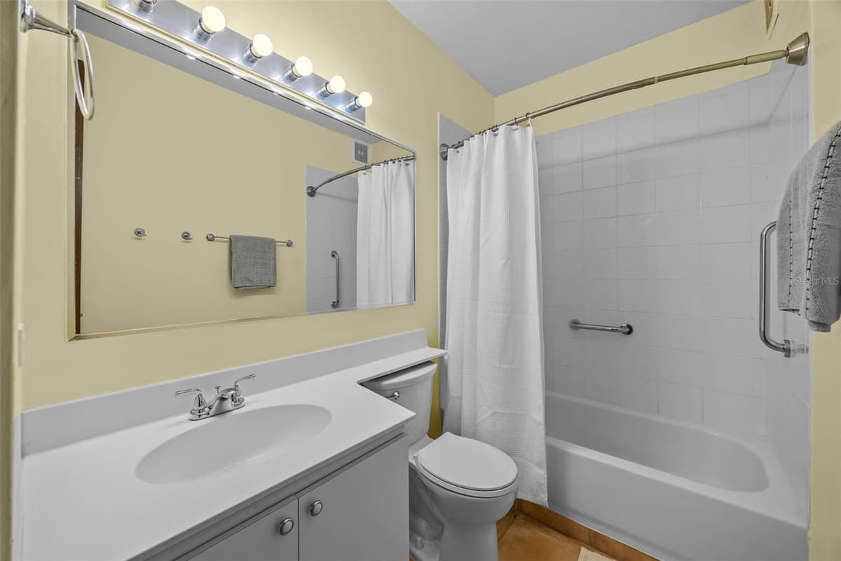 6690 PALMA REAL STREET — photo 19 of 25