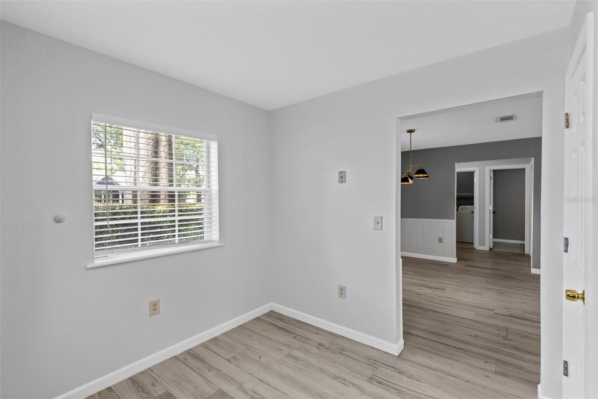 4102 CLUBSIDE DRIVE — photo 7 of 27