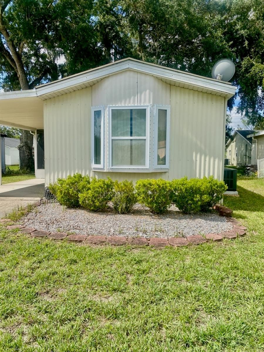622 COTTAGE PARK LANE — photo 1 of 8