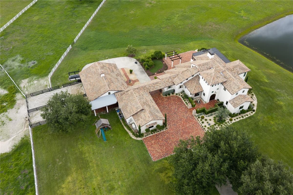1670 RANCH CLUB BOULEVARD — photo 26 of 95