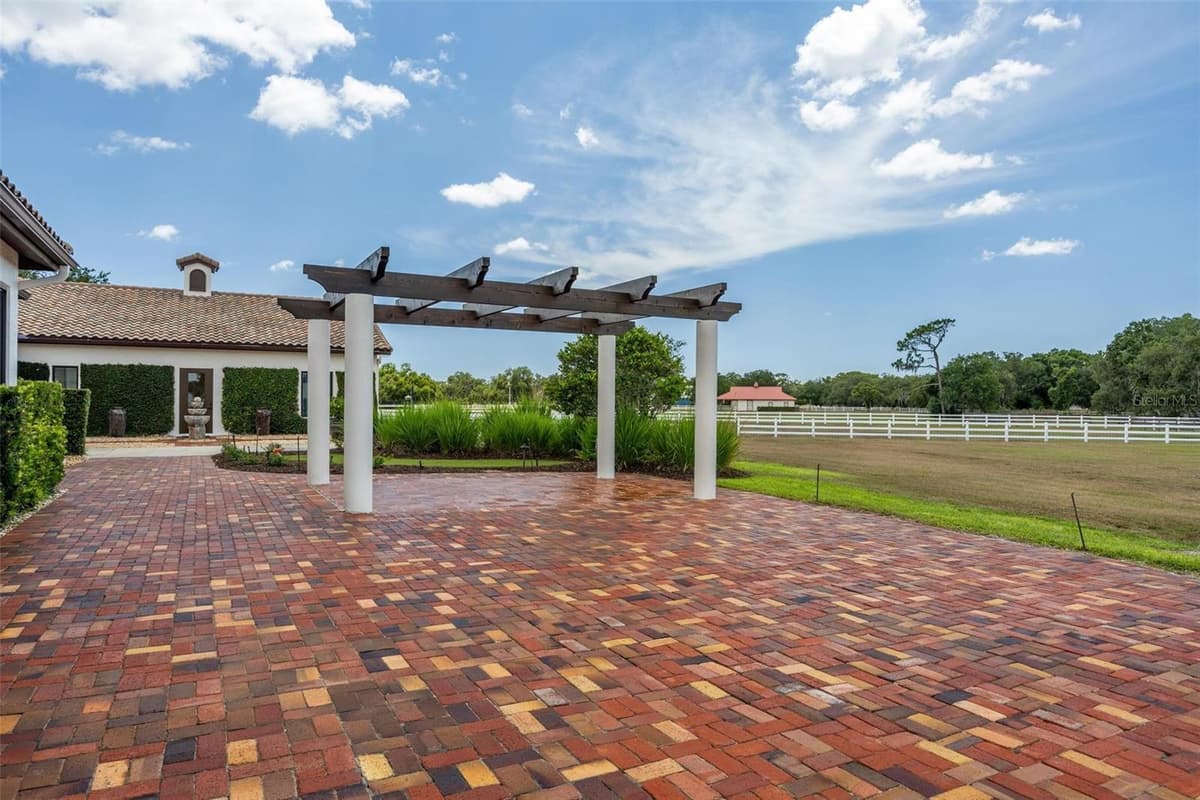 1670 RANCH CLUB BOULEVARD — photo 30 of 95
