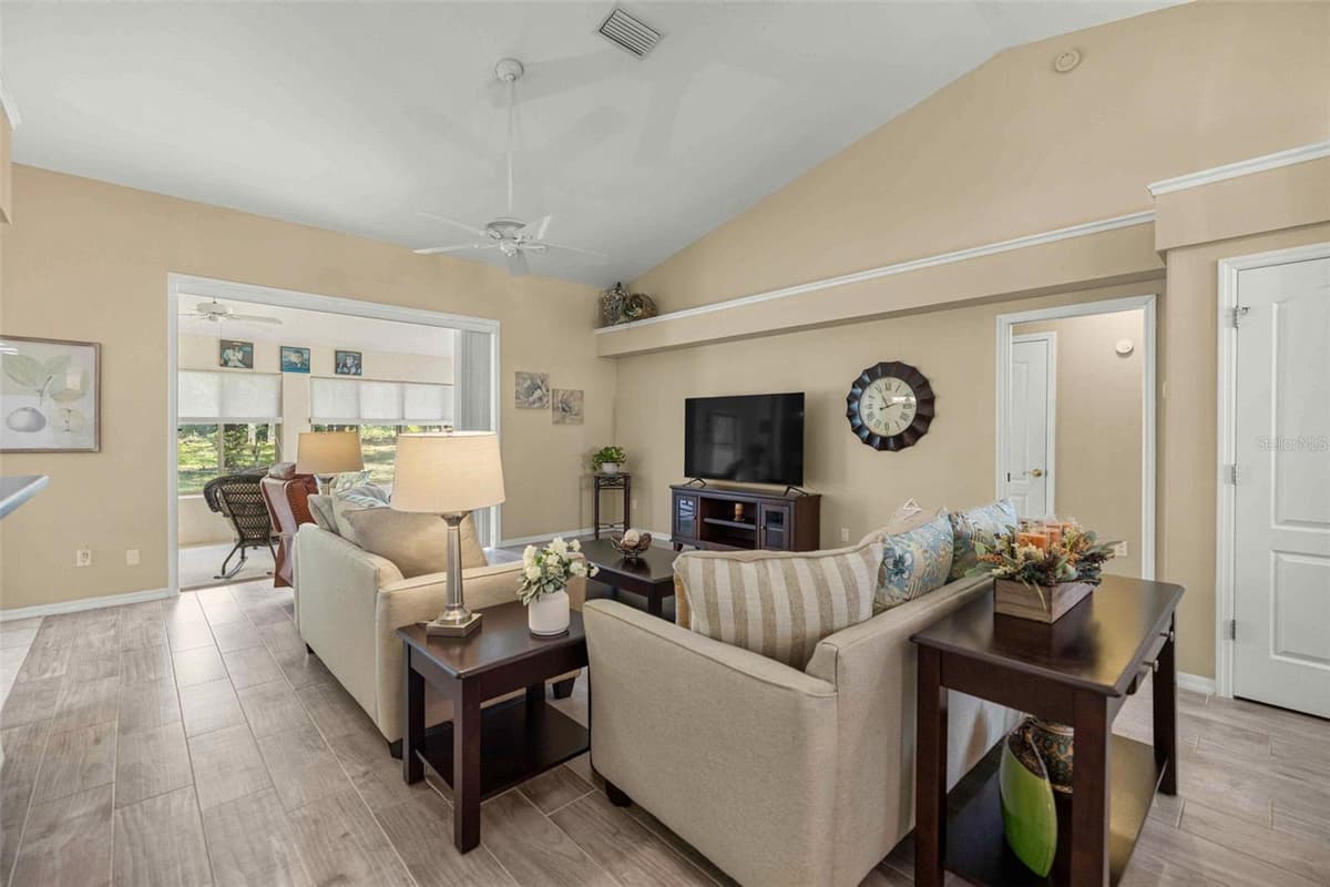 2059 TALL OAKS DRIVE — photo 4 of 42