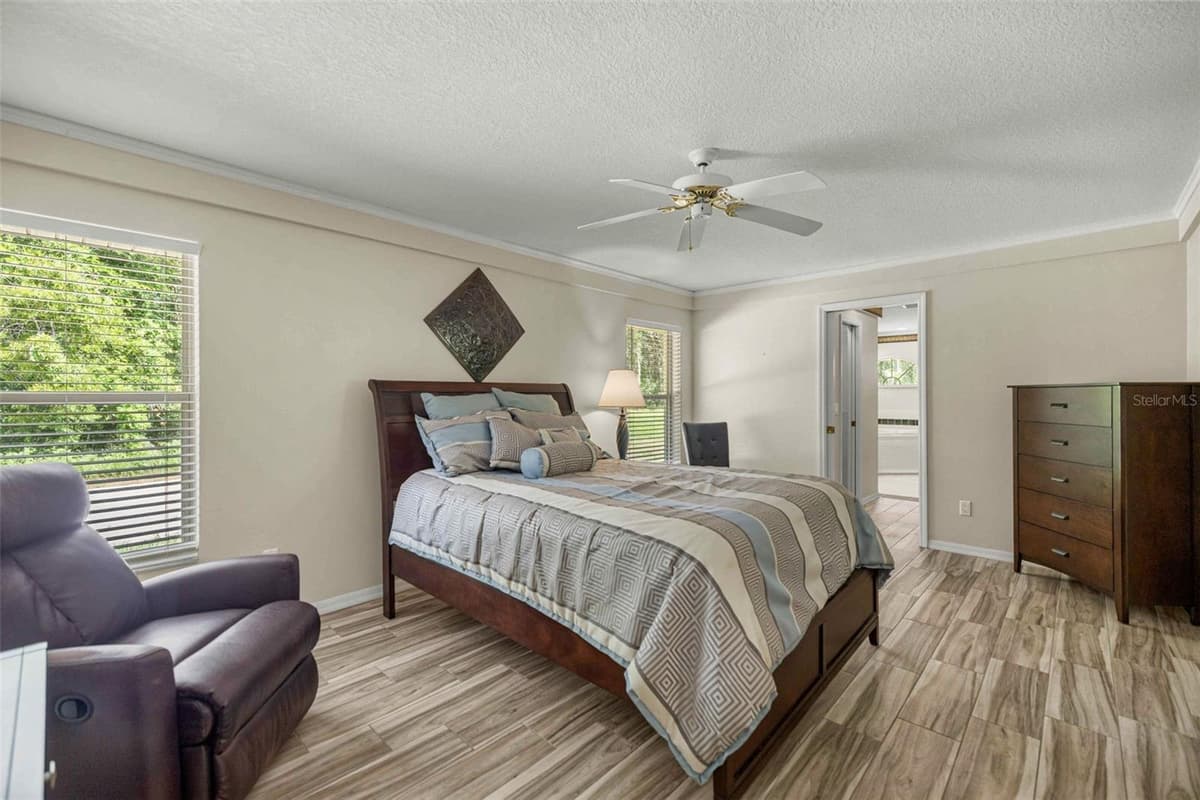 2059 TALL OAKS DRIVE — photo 14 of 42
