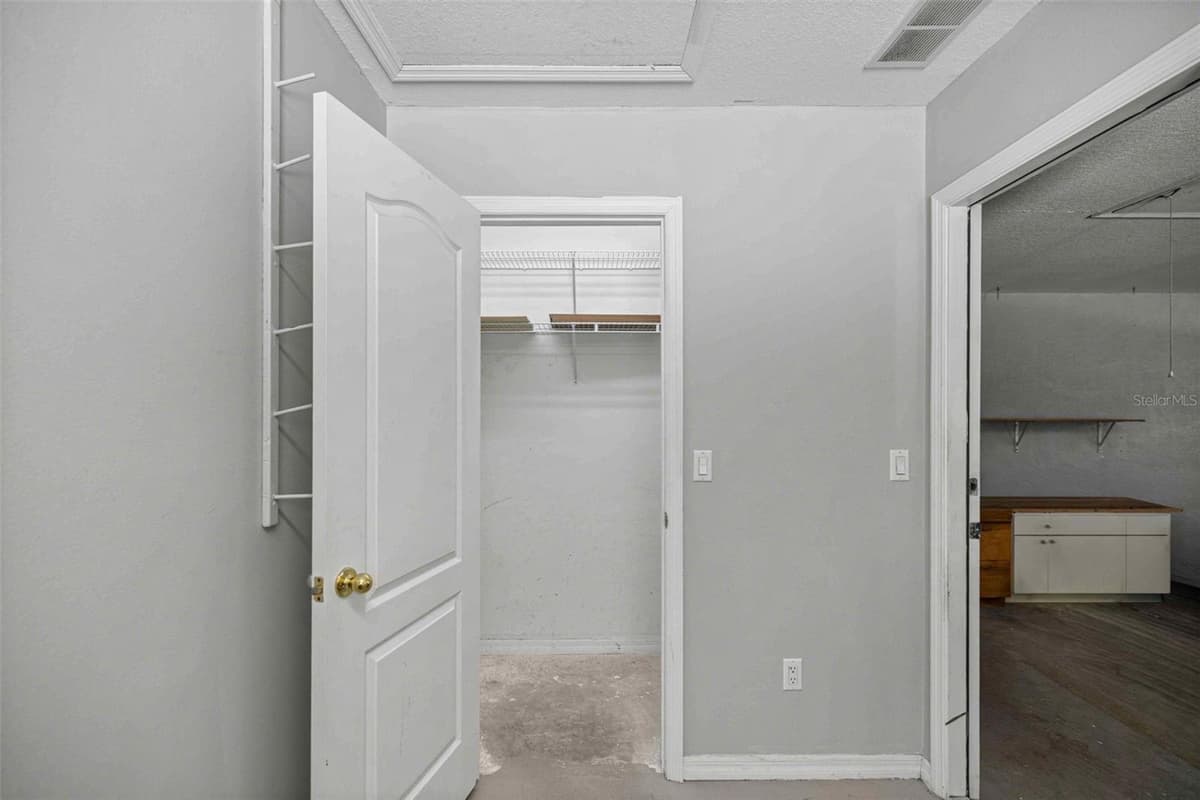 2059 TALL OAKS DRIVE — photo 31 of 42