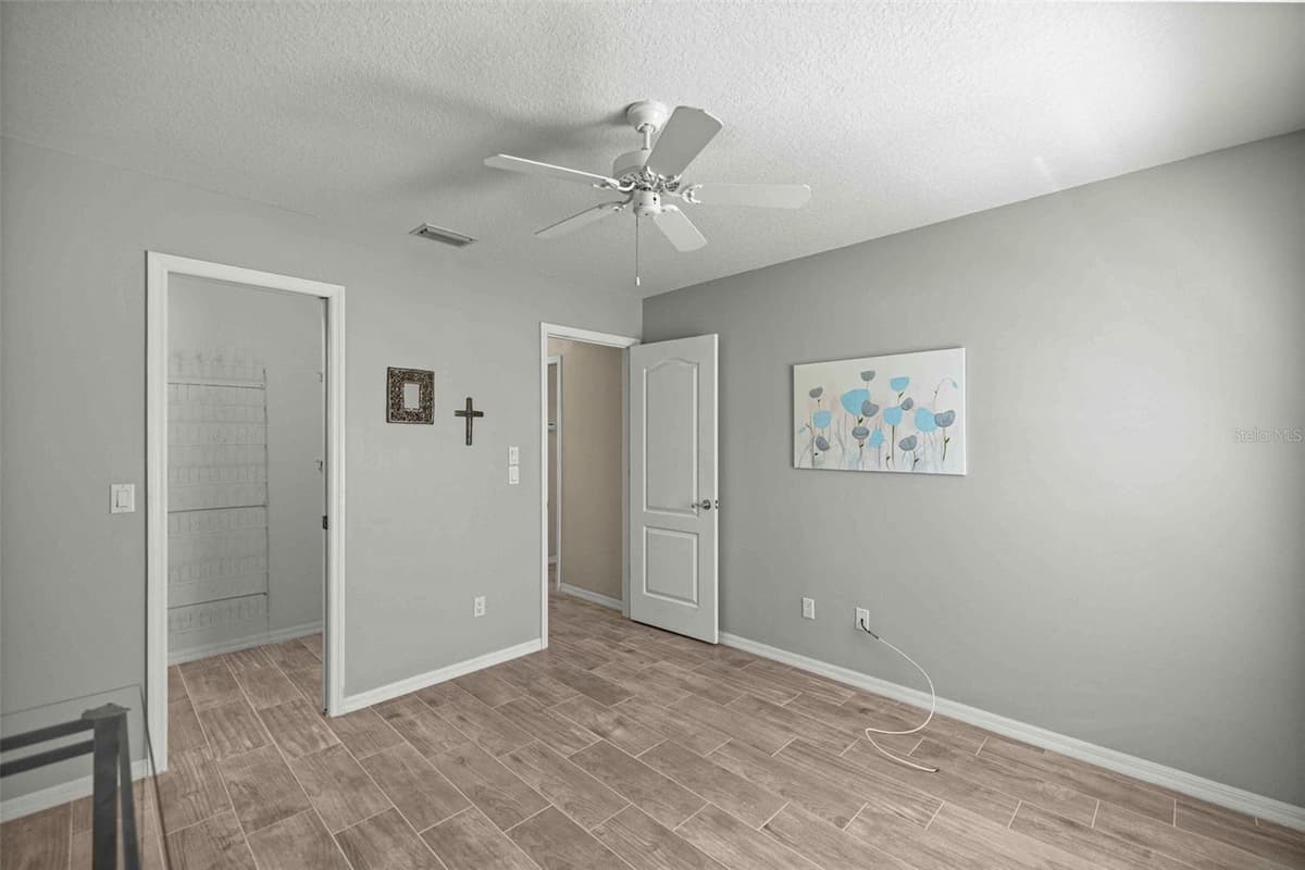 2059 TALL OAKS DRIVE — photo 20 of 42