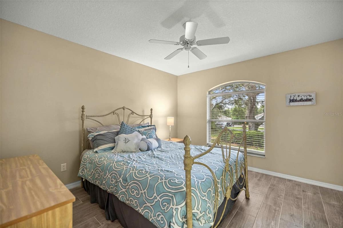 2059 TALL OAKS DRIVE — photo 24 of 42