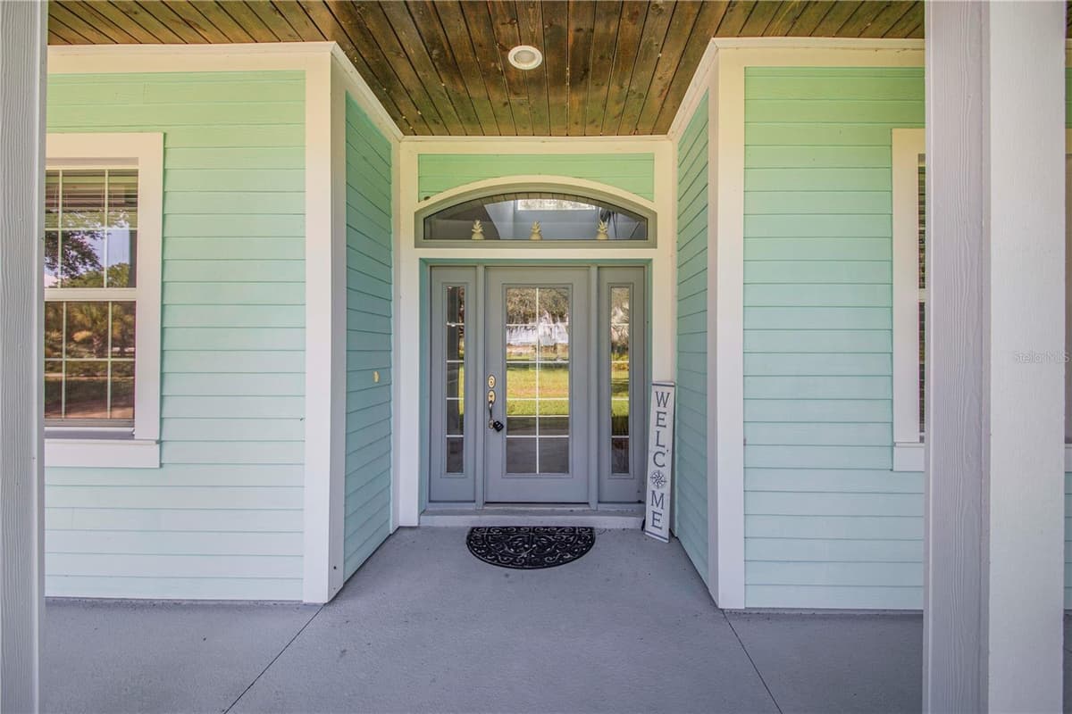 2424 BURNS AVENUE — photo 10 of 100