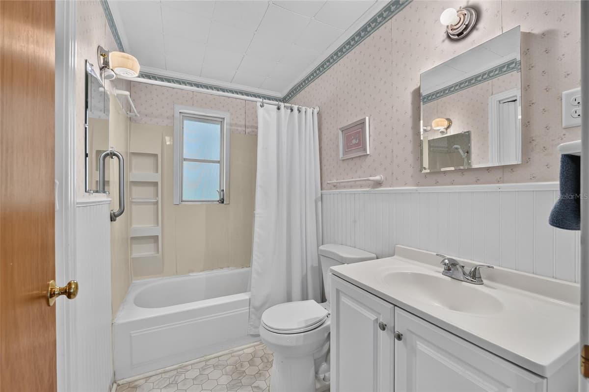 148 LAKE SHORE TERRACE — photo 20 of 54