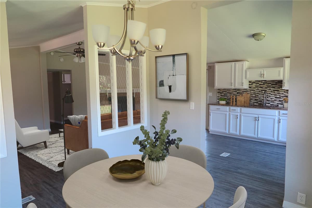 108 PINESHORE DRIVE — photo 14 of 34