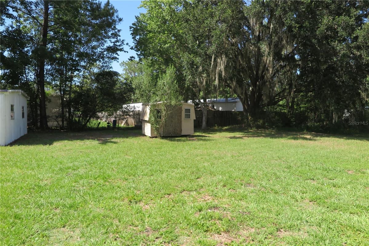 108 PINESHORE DRIVE — photo 6 of 34
