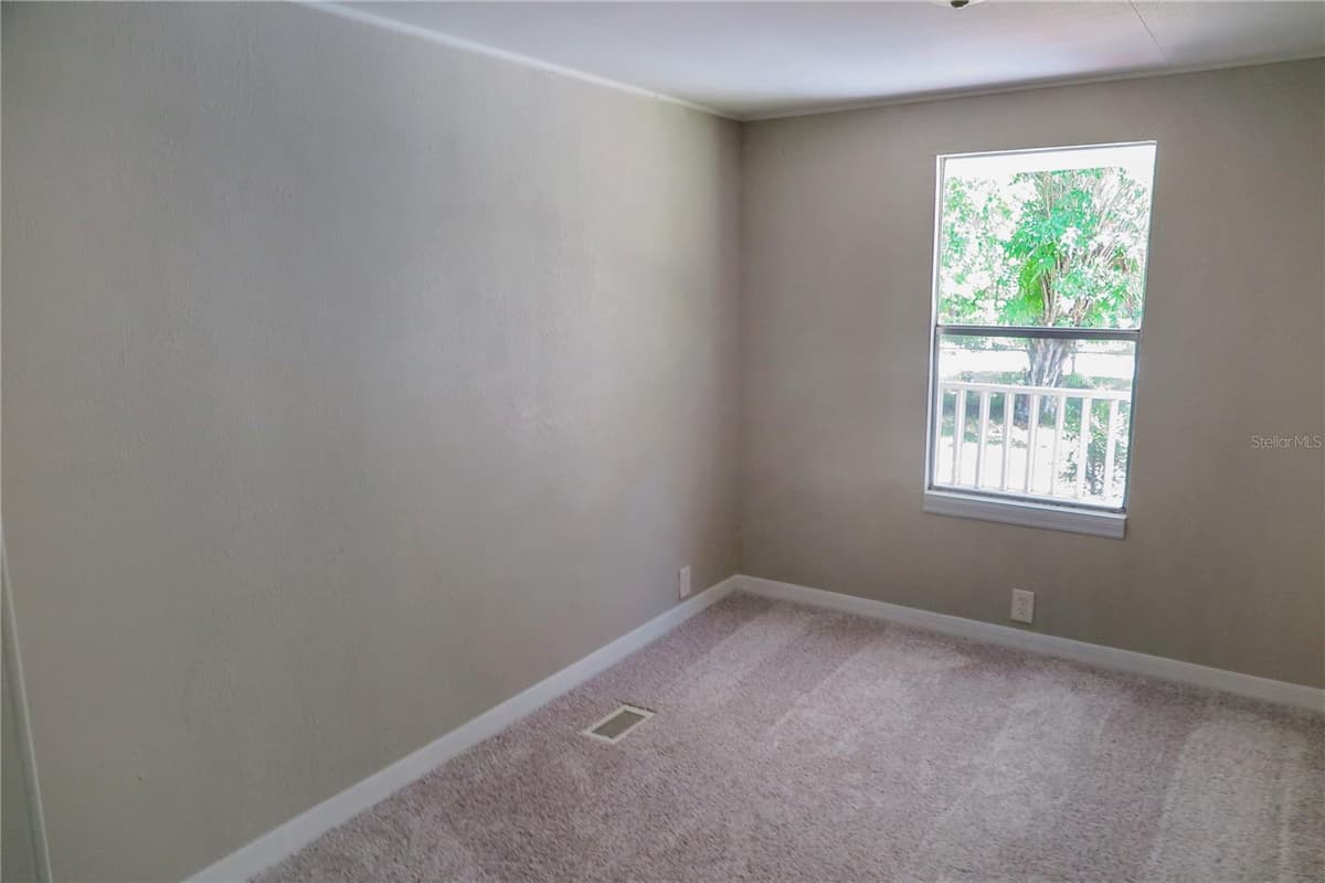 108 PINESHORE DRIVE — photo 20 of 34