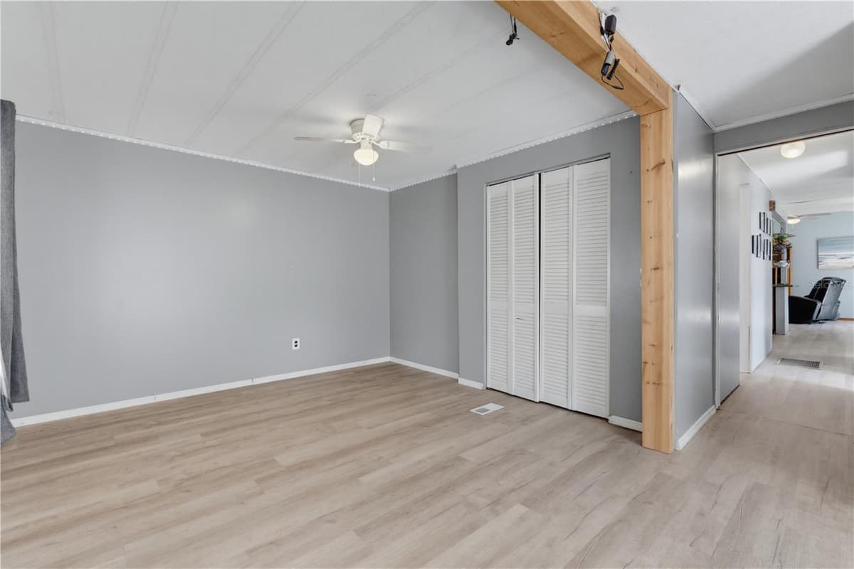 7421 HENRY DRIVE — photo 9 of 100
