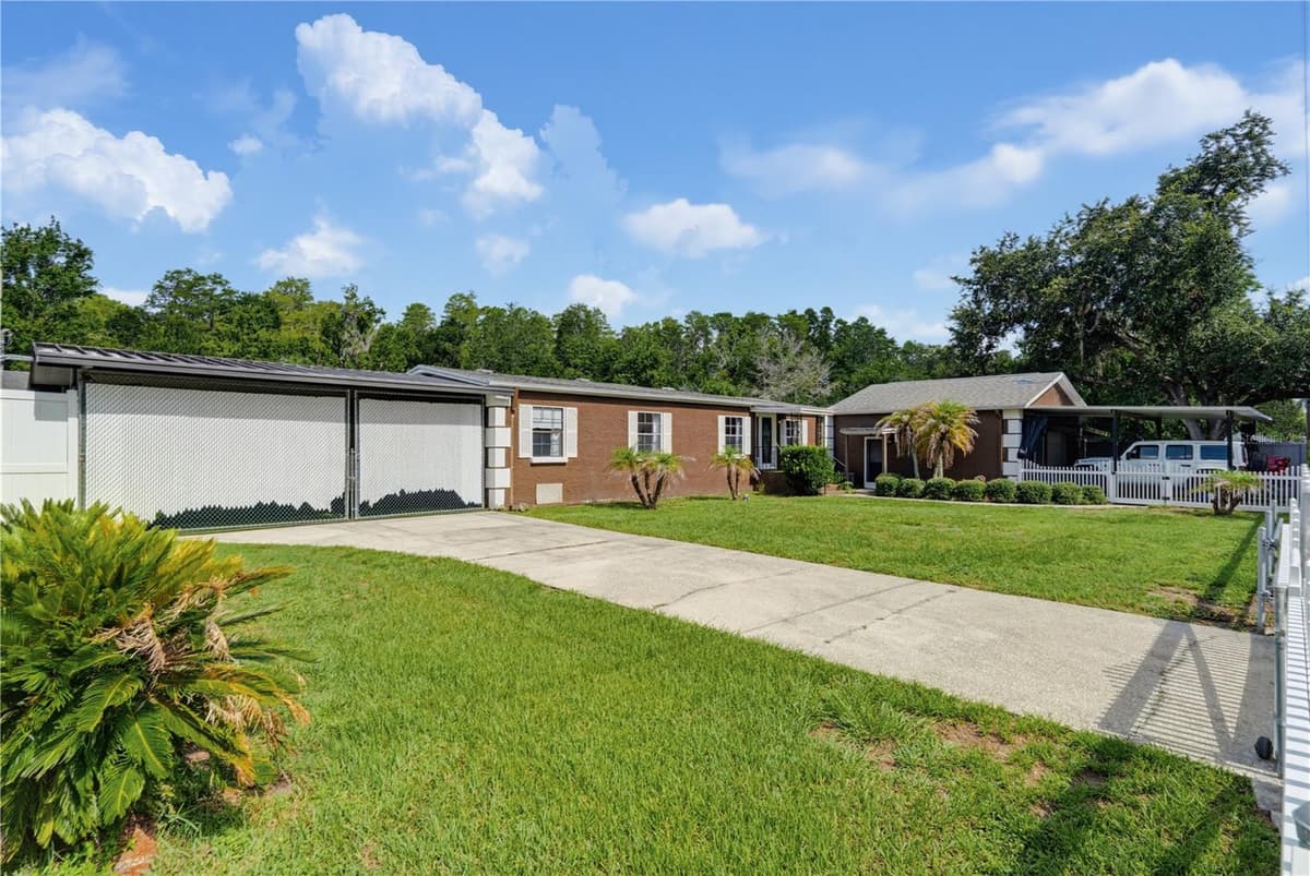 7421 HENRY DRIVE — photo 4 of 100