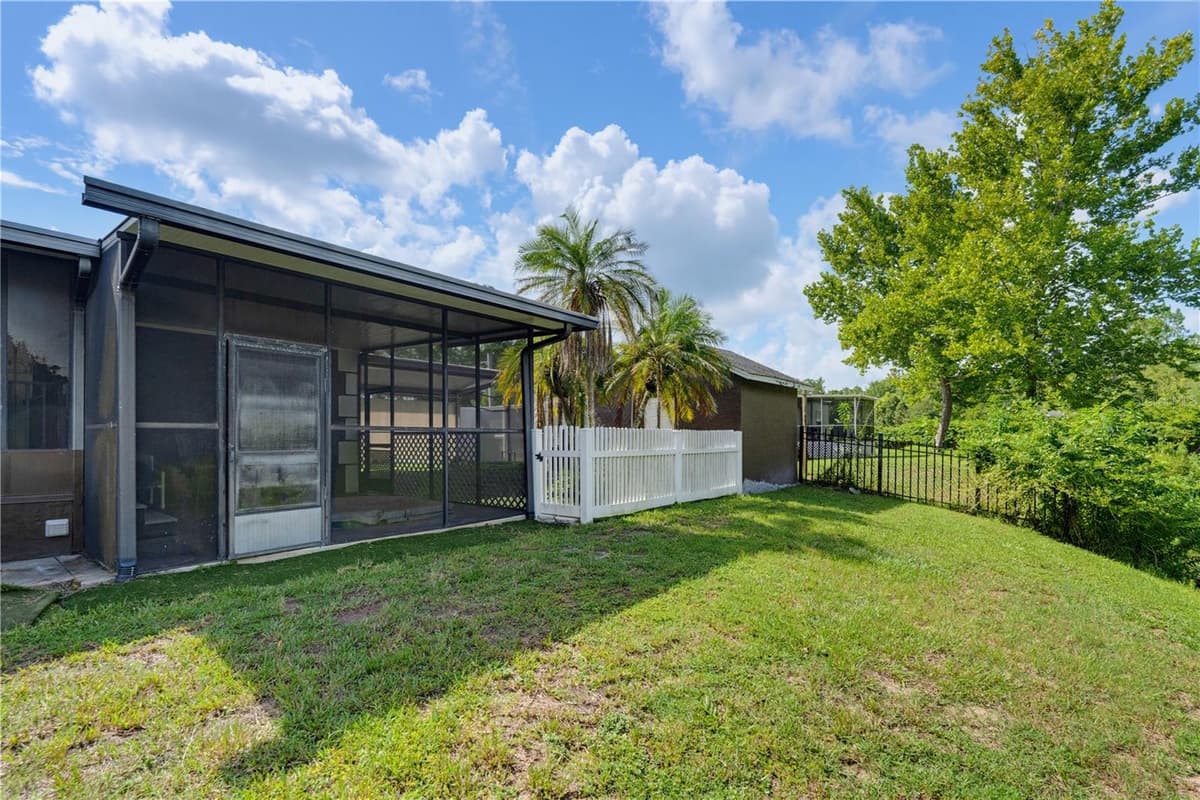 7421 HENRY DRIVE — photo 46 of 100