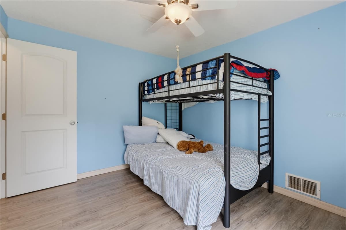 7421 HENRY DRIVE — photo 75 of 100