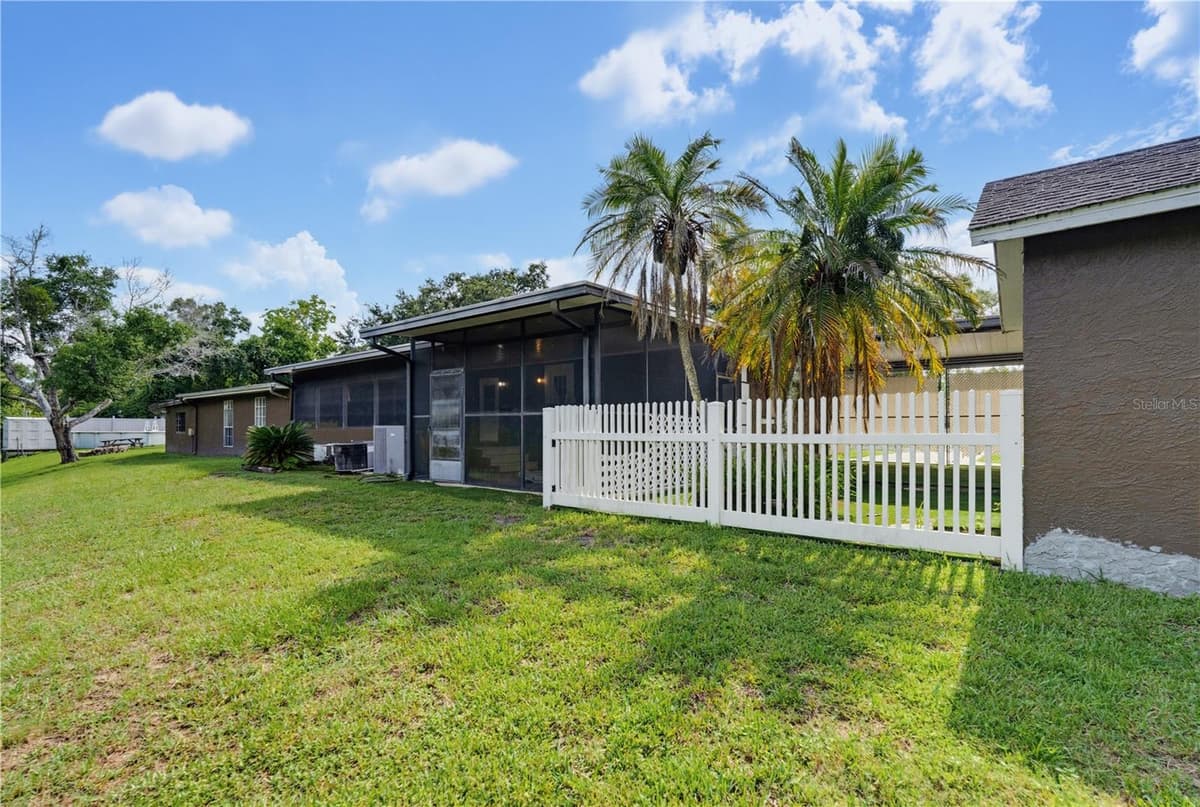 7421 HENRY DRIVE — photo 45 of 100