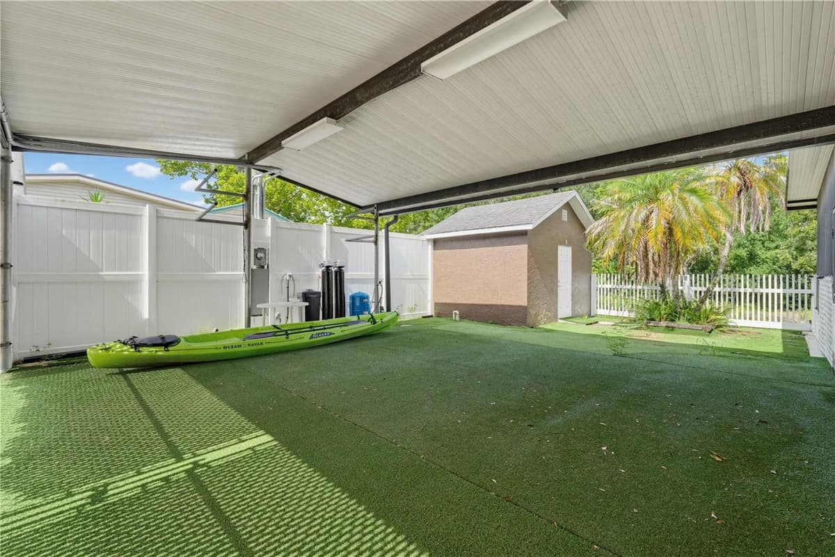 7421 HENRY DRIVE — photo 38 of 100