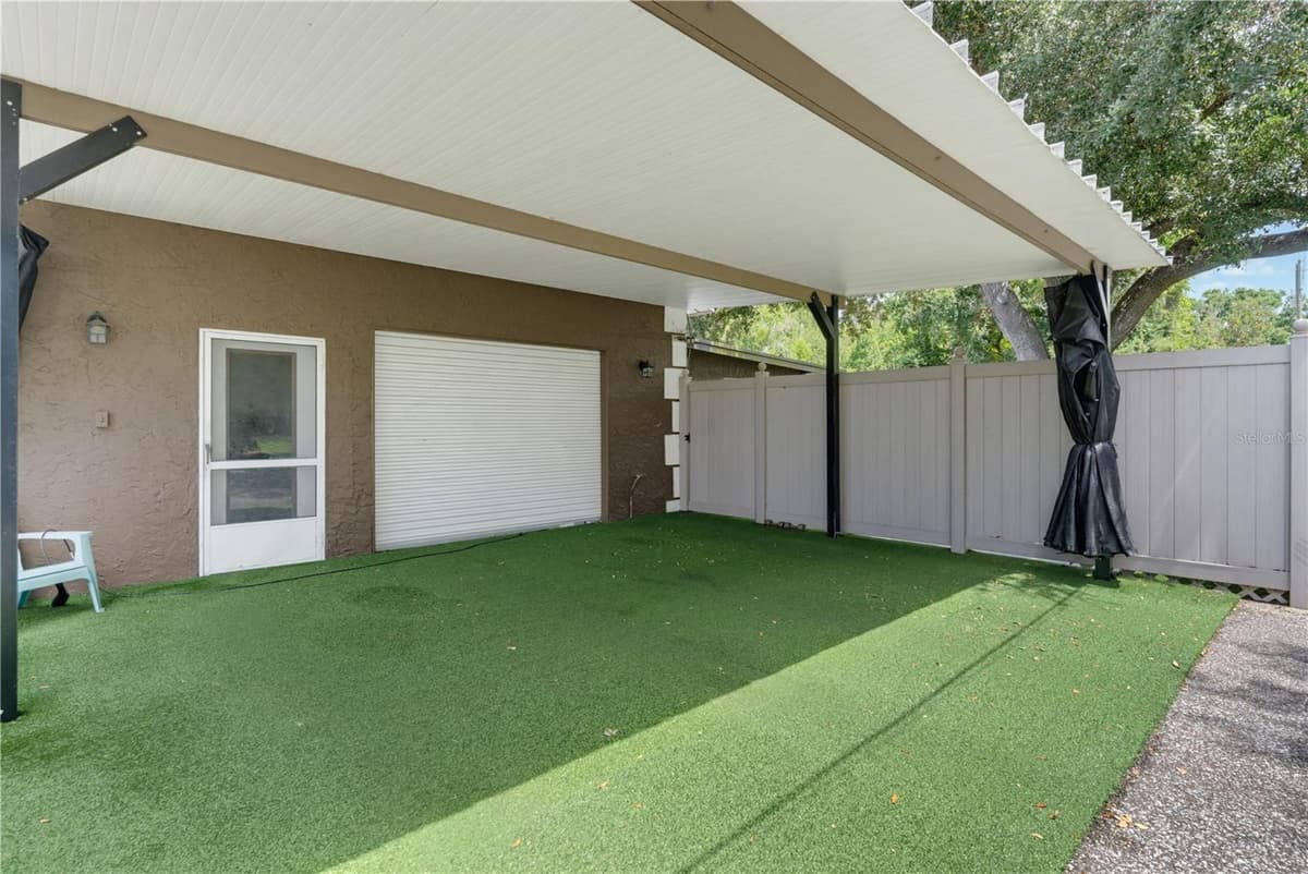 7421 HENRY DRIVE — photo 98 of 100