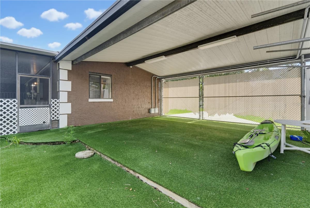 7421 HENRY DRIVE — photo 40 of 100