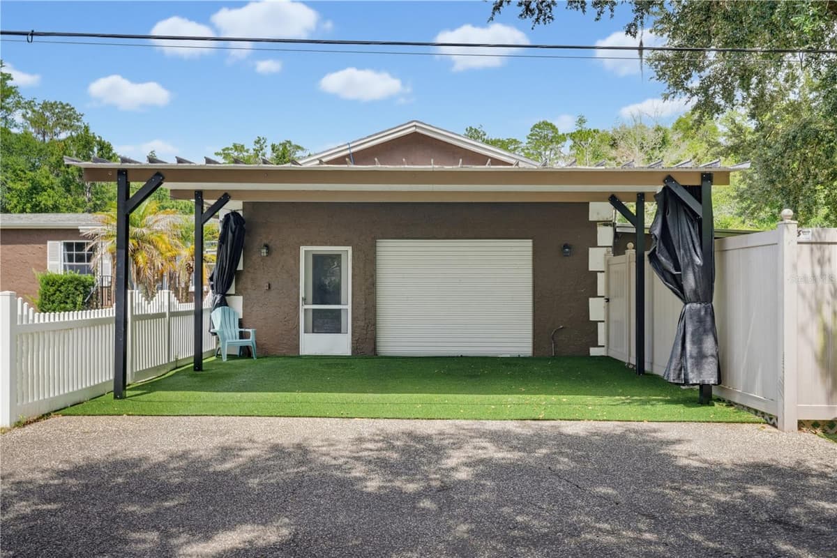 7421 HENRY DRIVE — photo 97 of 100