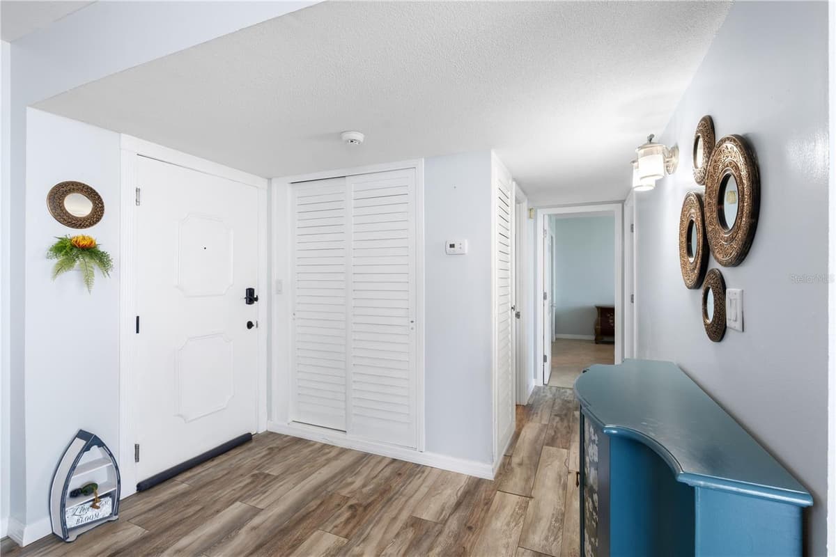 2800 ATLANTIC AVENUE — photo 9 of 41