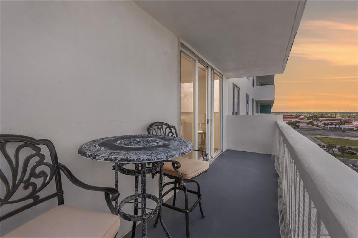 2800 ATLANTIC AVENUE — photo 18 of 41