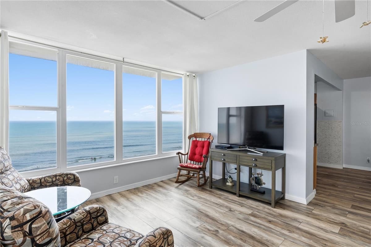 2800 ATLANTIC AVENUE — photo 13 of 41