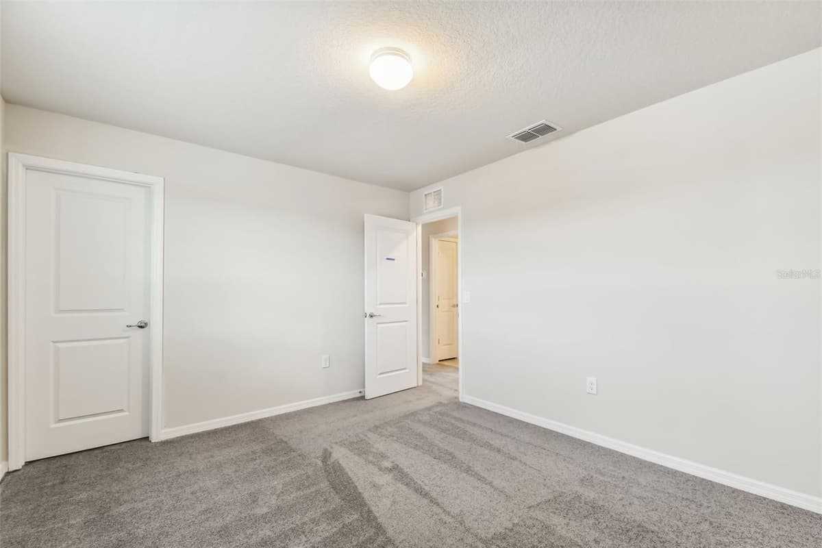 13718 EVERGREEN VALLEY DRIVE — photo 19 of 37