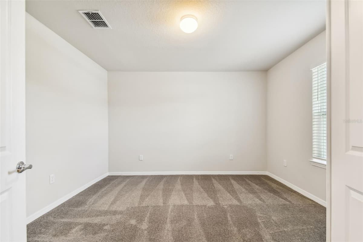 13718 EVERGREEN VALLEY DRIVE — photo 11 of 37