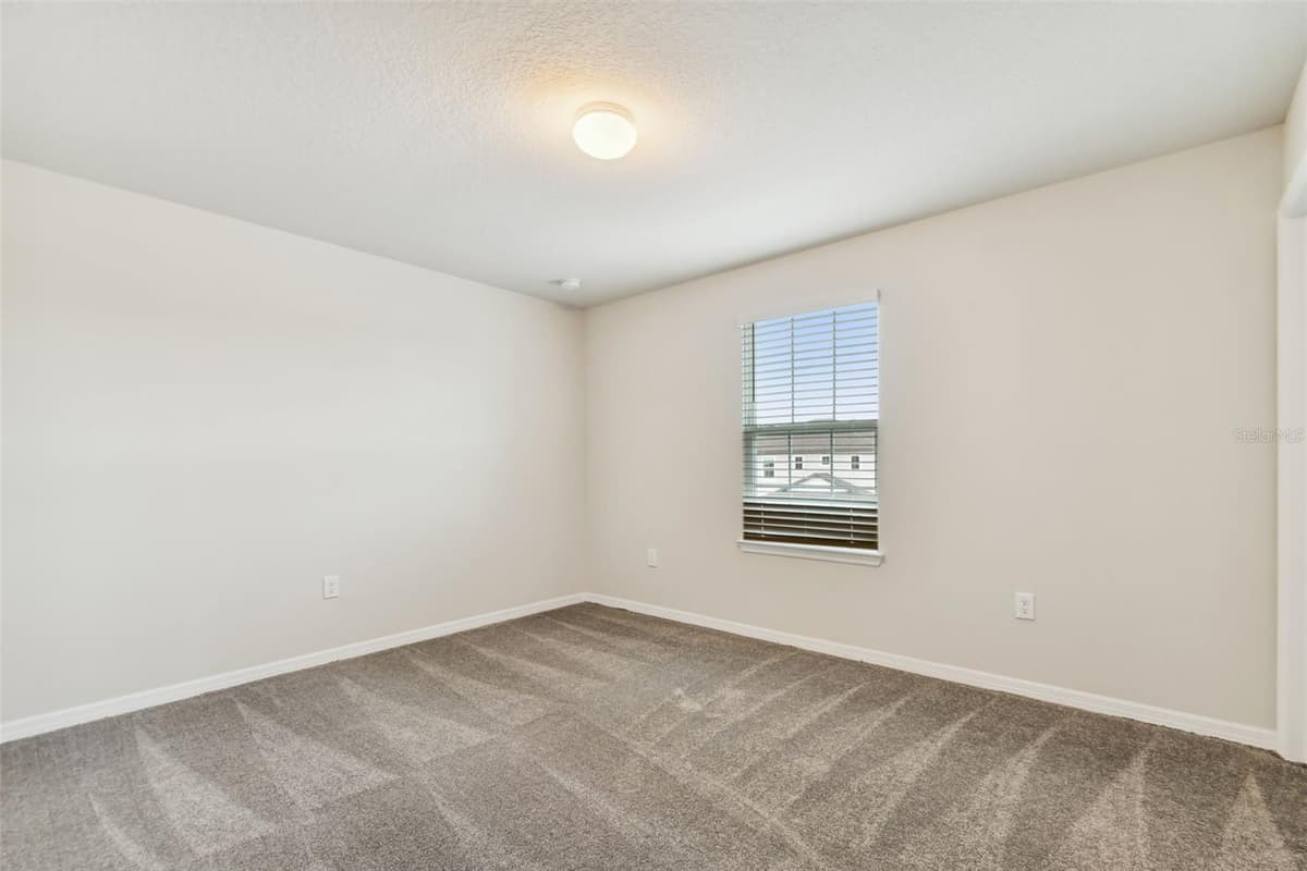 13718 EVERGREEN VALLEY DRIVE — photo 17 of 37