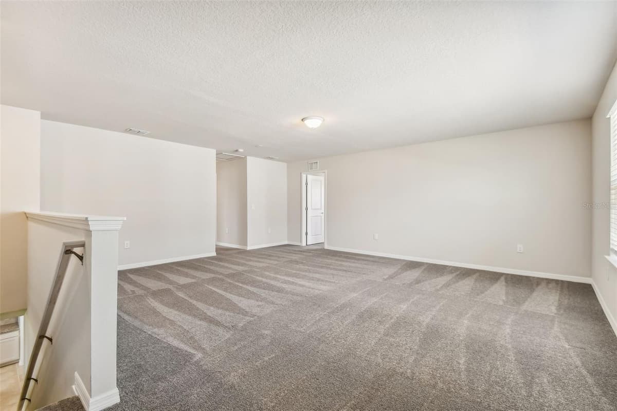 13718 EVERGREEN VALLEY DRIVE — photo 13 of 37